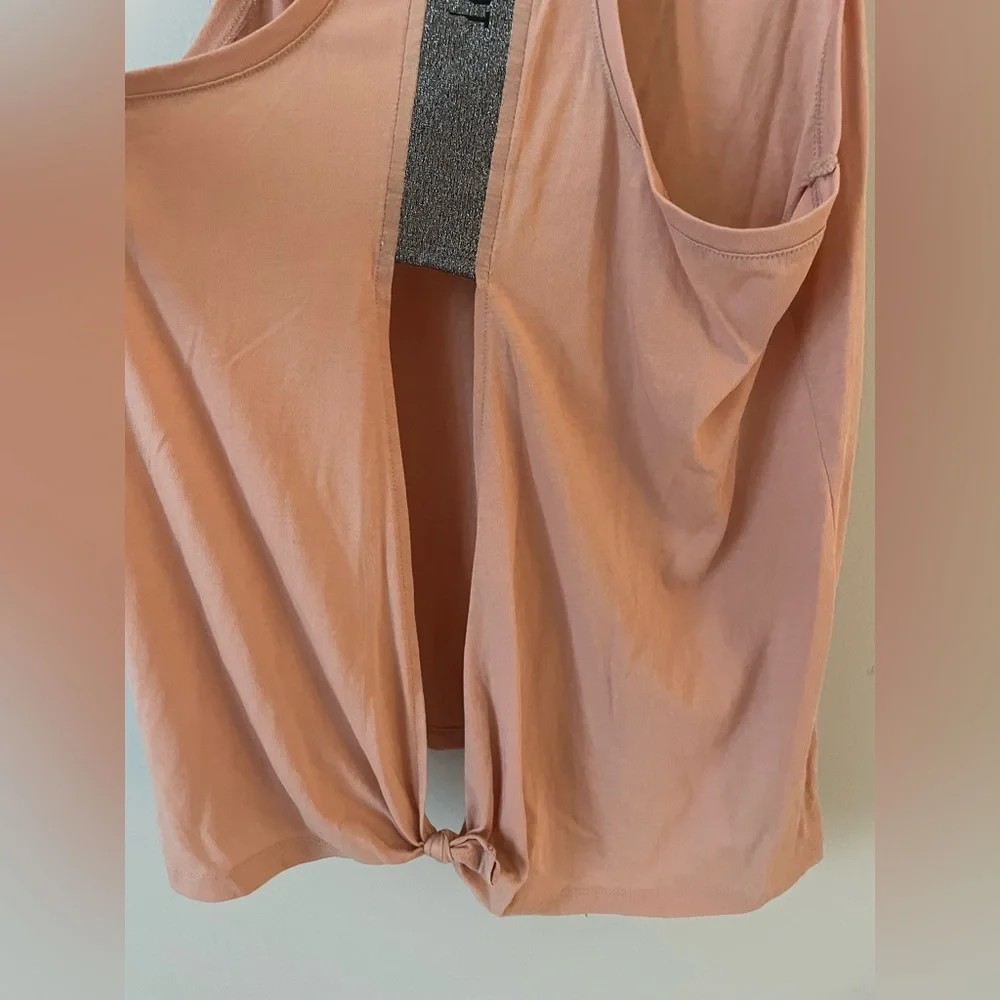Victoria Sport Tank - Picture 5 of 5